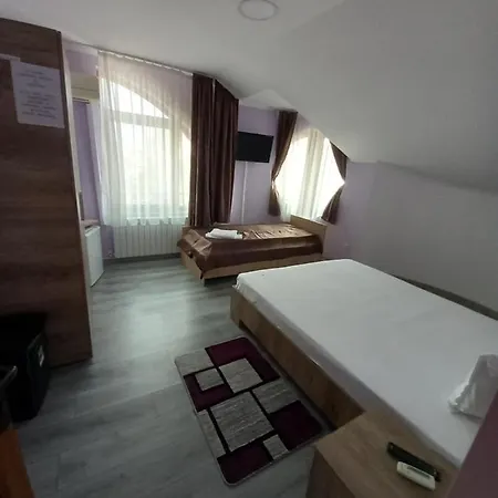 Marisol Hotel *
